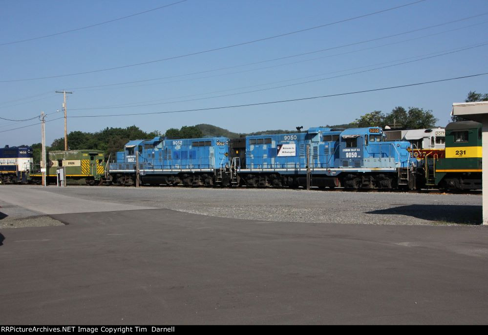 LVRR 9050, 9052
